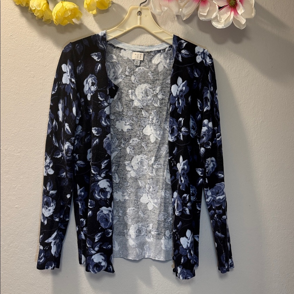 Black Floral Open Blazer Jacket with Blue Rose Print - Picture 6 of 10